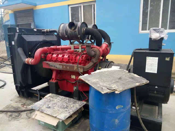 富宁关于柴油发电机组水箱污垢的产生与清理