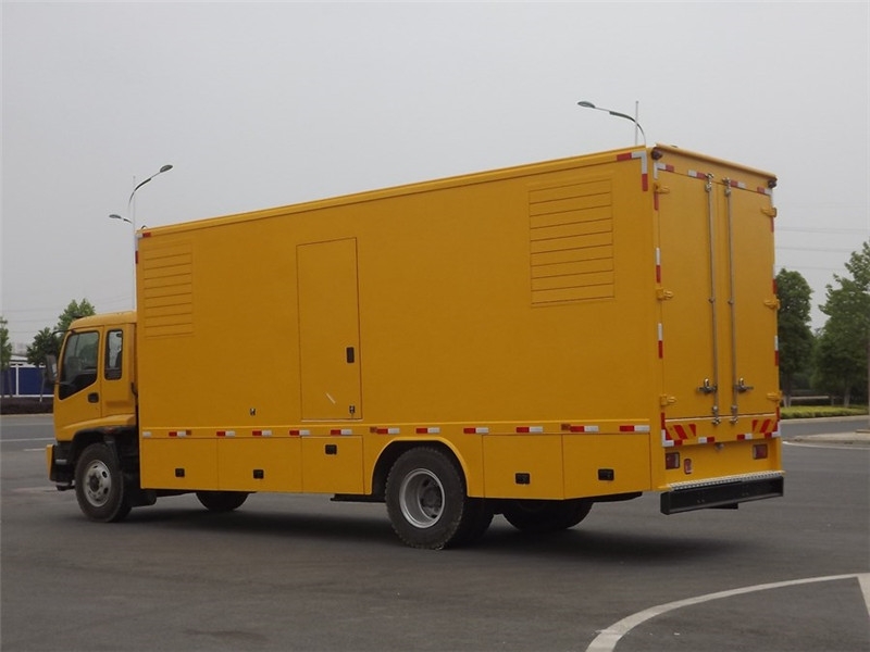 富宁租赁发电机-柴油发电机组机房烟管的布置与安装