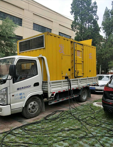 富宁发电车出租-柴油发电机组排烟系统设计要求及其考虑因素