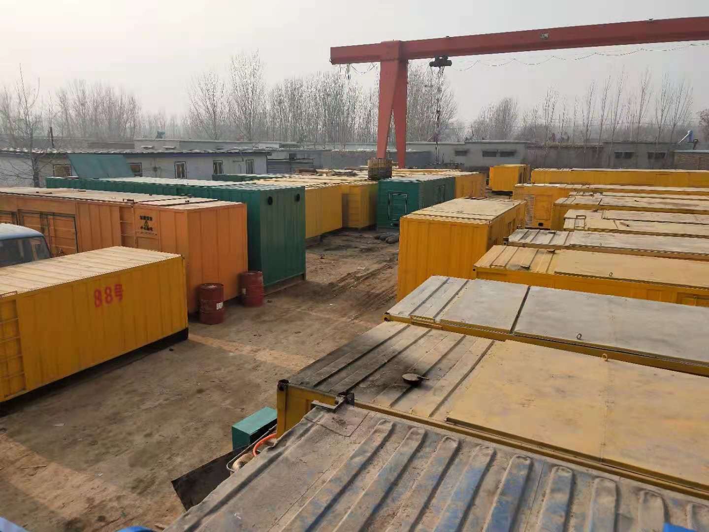 富宁租赁发电机-灰尘、风沙对柴油发电机组造成哪些不良影响？