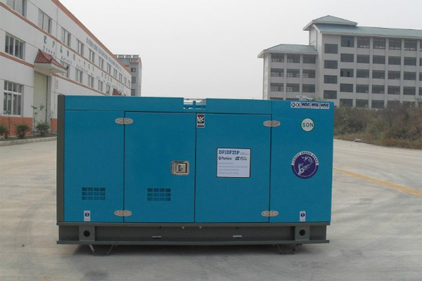 富宁发电机租赁如何正确安装空气滤清器？