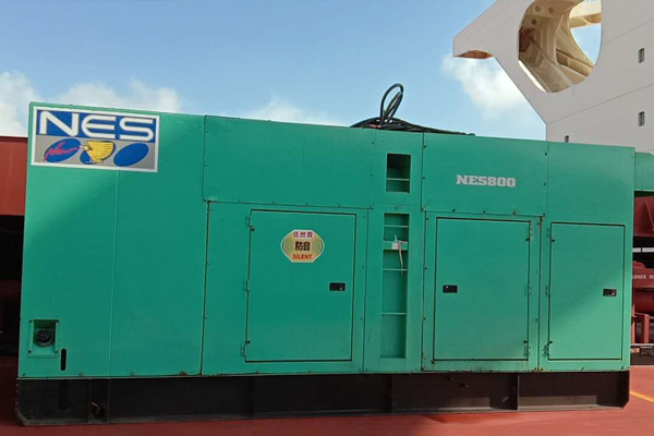 富宁发电机组如何检测防冻液的pH值？