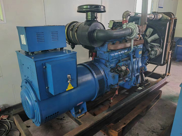 富宁100kW柴油发电机组使用多级机油有哪些优缺点？