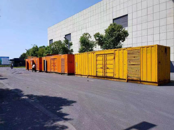 富宁环境温度变化对柴油发电机组的性能有哪些具体影响？