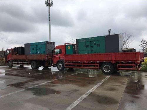 富宁如何正确使用冷却液冰点测试仪?